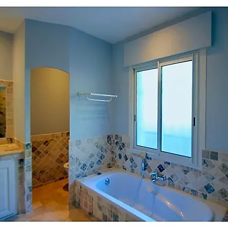Golfe Bleu - Sainte Maxime 3* Grimaud